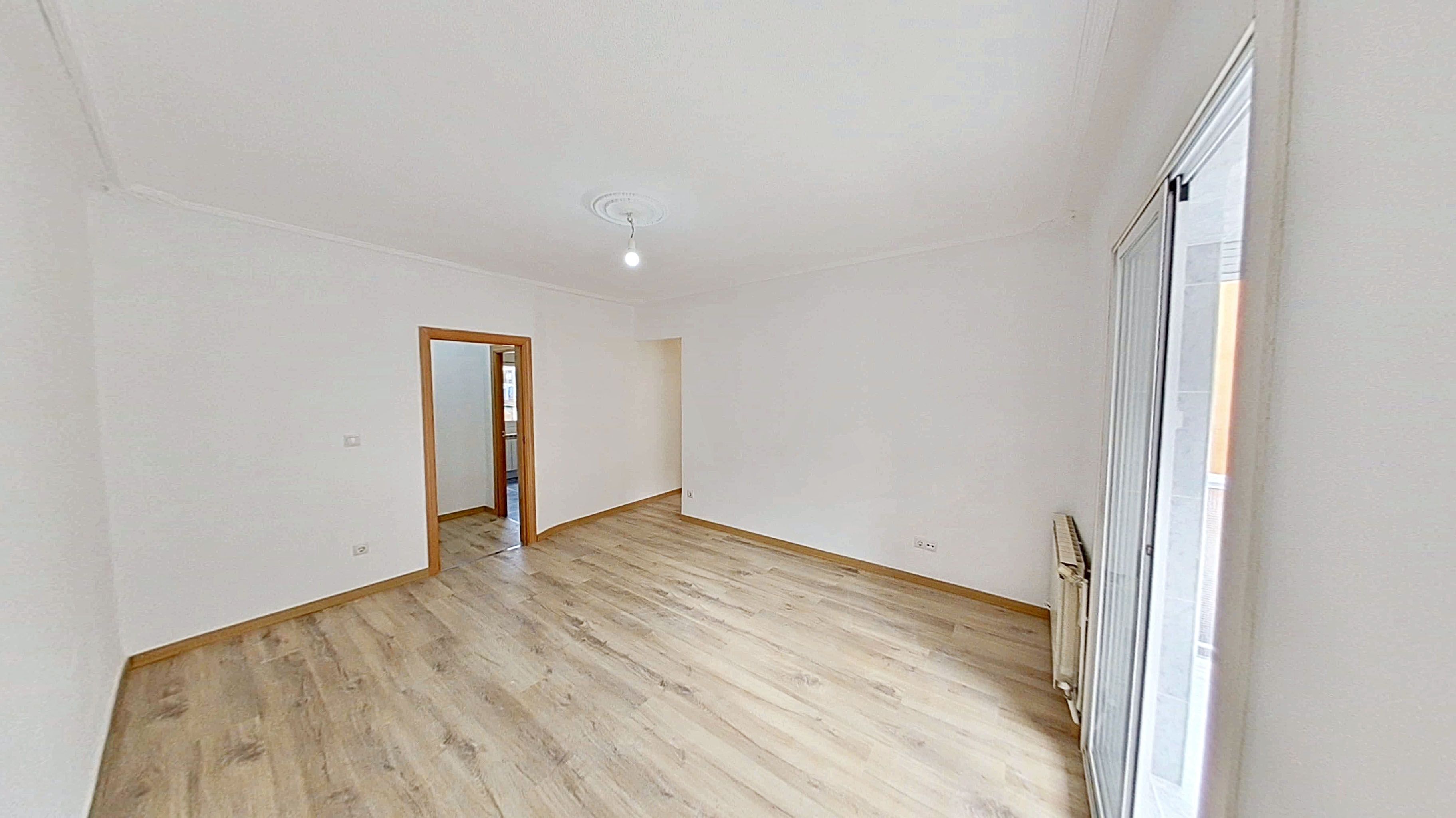 Apartment to rent in  Madrid Capital  with Heating, Oven and Pets allowed