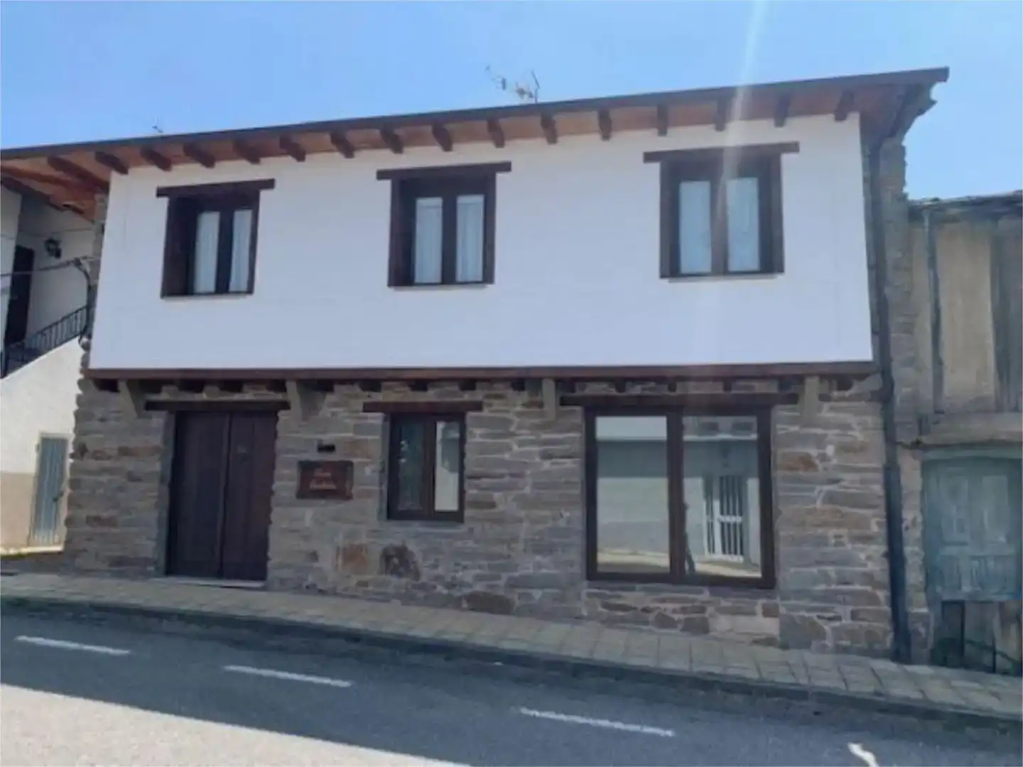 Vista exterior de Piso en venta en Petín con Jardín privado, Parquet y Amueblado