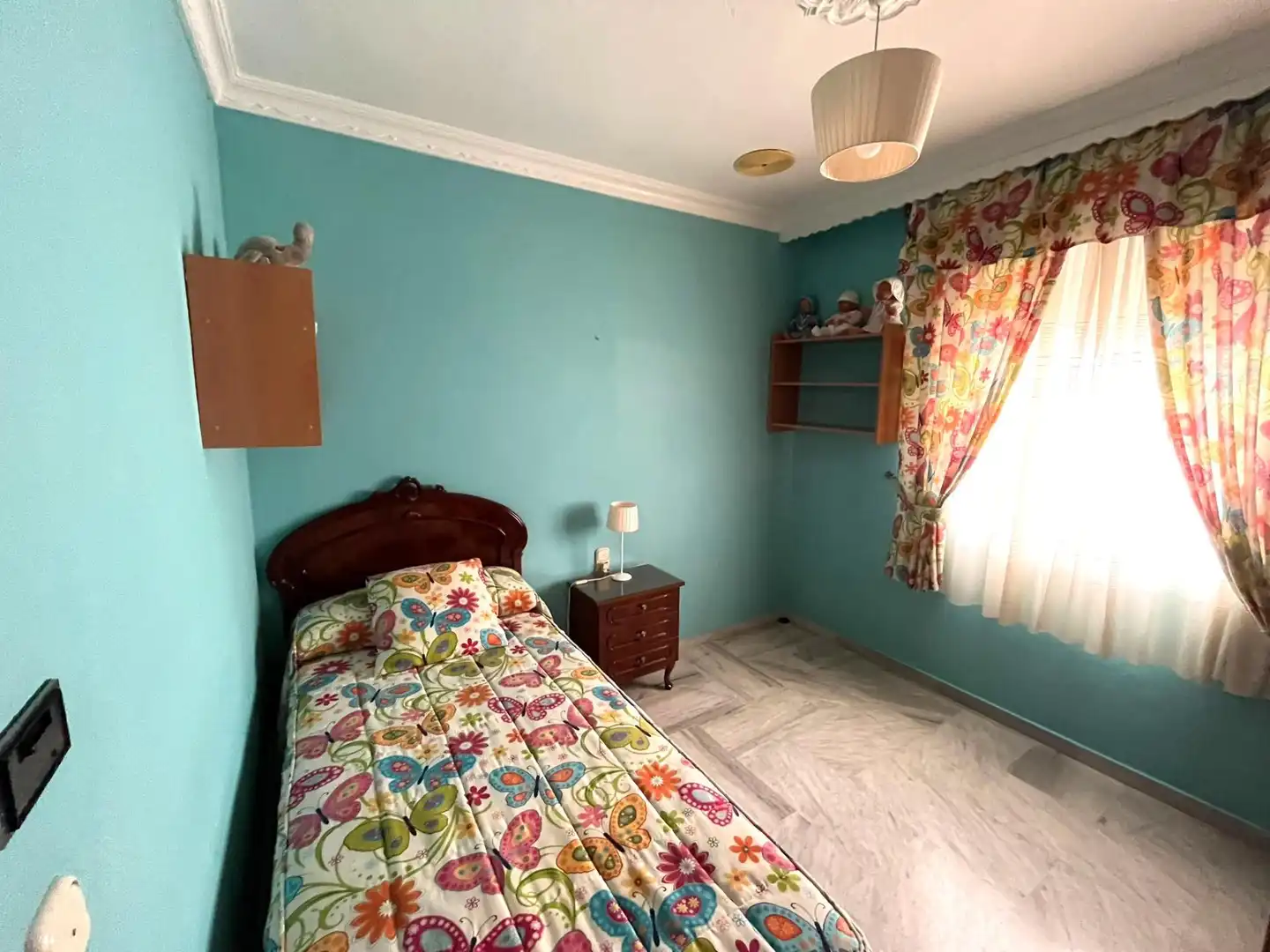 Habitación de Casa adosada en venta en Moguer con Aire acondicionado, Terraza y Trastero