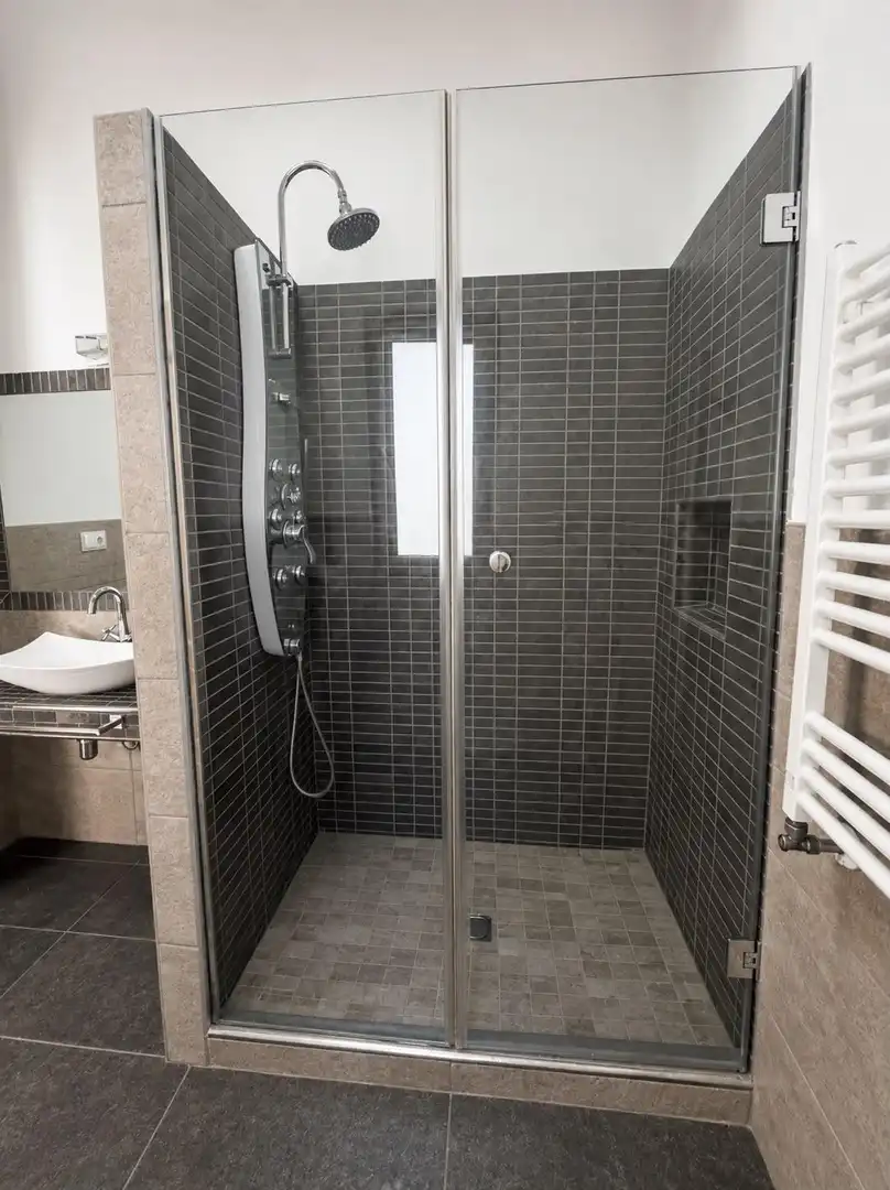 Baño de Casa adosada en venta en Riotuerto con Calefacción y Terraza