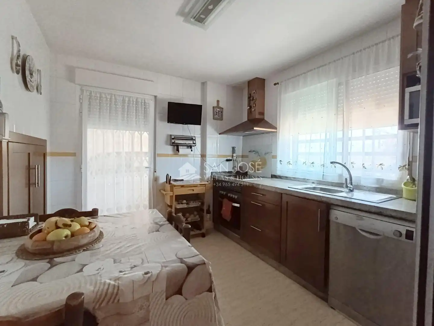 Chalet con piscina en venta en Monforte del Cid, imagen 4