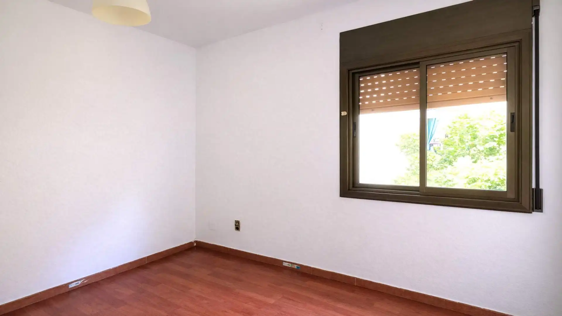 Schlafzimmer von Wohnung zum Verkauf in L'Hospitalet de Llobregat mit Alarm