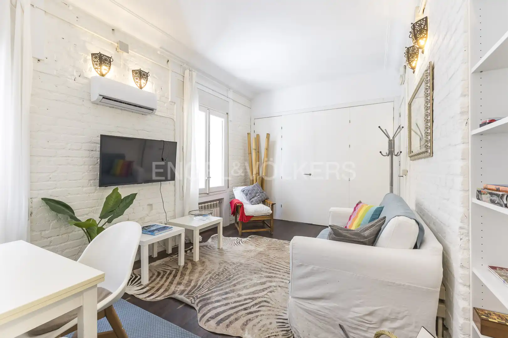 Sala d'estar de Pis de lloguer en Madrid amb Aire condicionat, Calefacció i Moblat