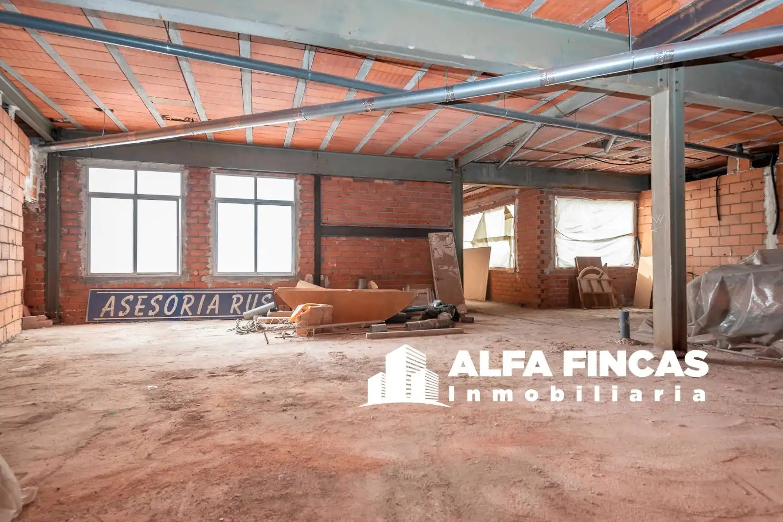 Local comercial en venda a Arrabal, imagen 2