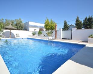 Piscina de Casa adosada de lloguer en Vejer de la Frontera amb Aire condicionat, Terrassa i Piscina