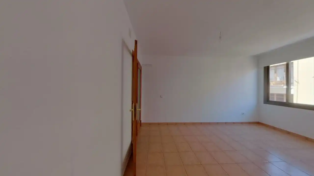 Flat for sale in Llevant, imagen 2