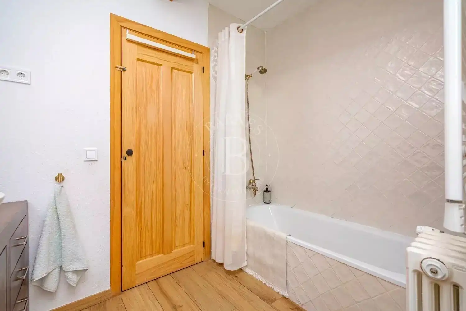 Bathroom of Attic for sale in Madrid  with Air Conditioner, Heating and Terrace