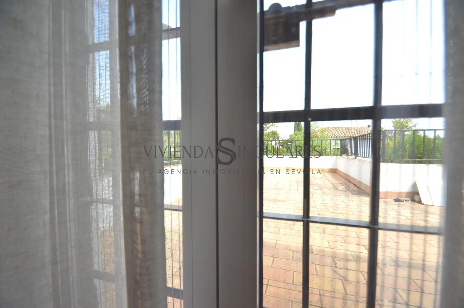 Jardín de Casa adosada en venta en Sevilla con Aire acondicionado, Terraza y Trastero
