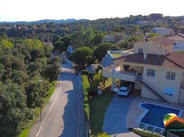 House with pool for sale in Lloret Verd - Els Pinars