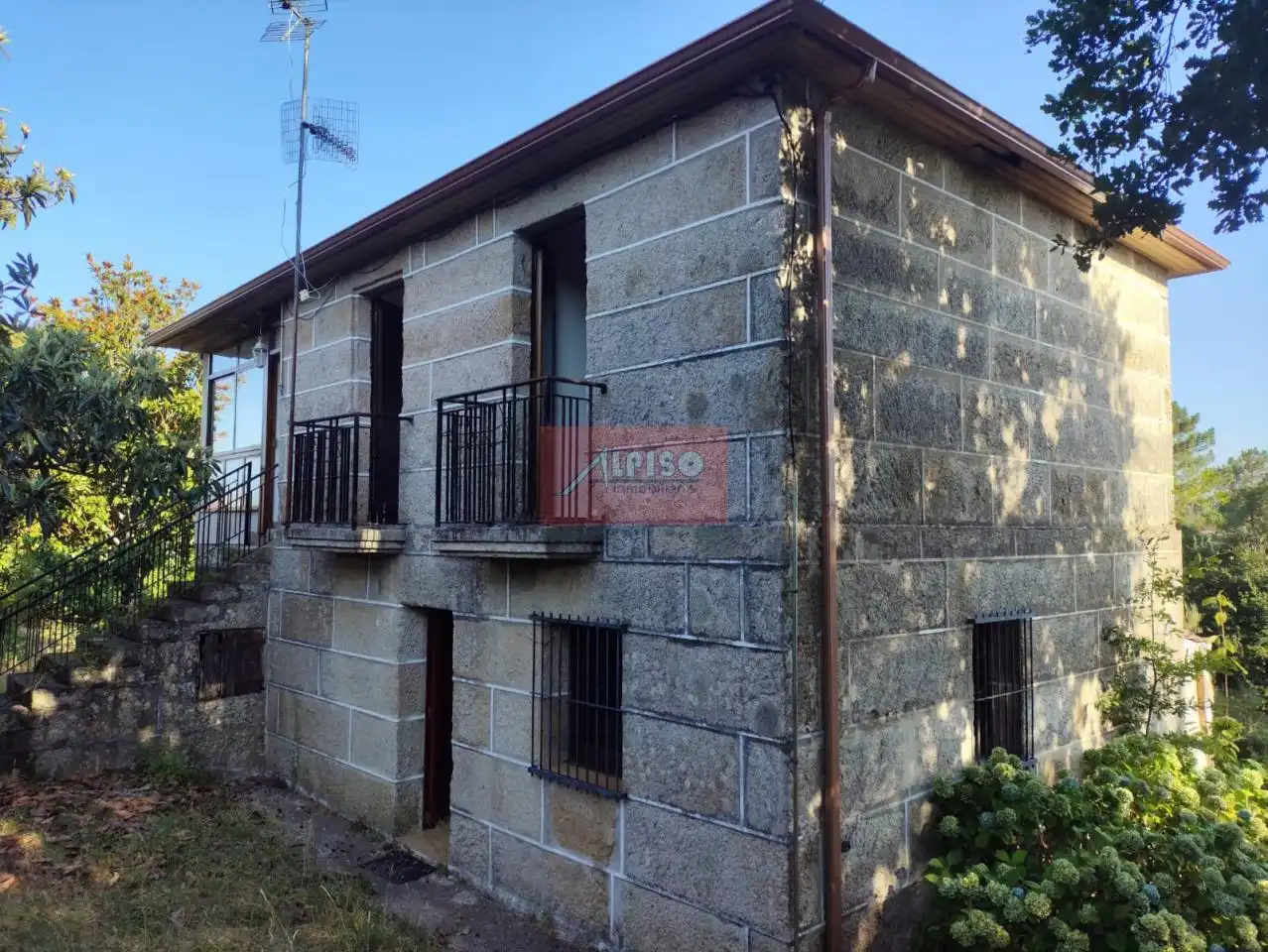 Casa amb terrassa en venda a Amoeiro