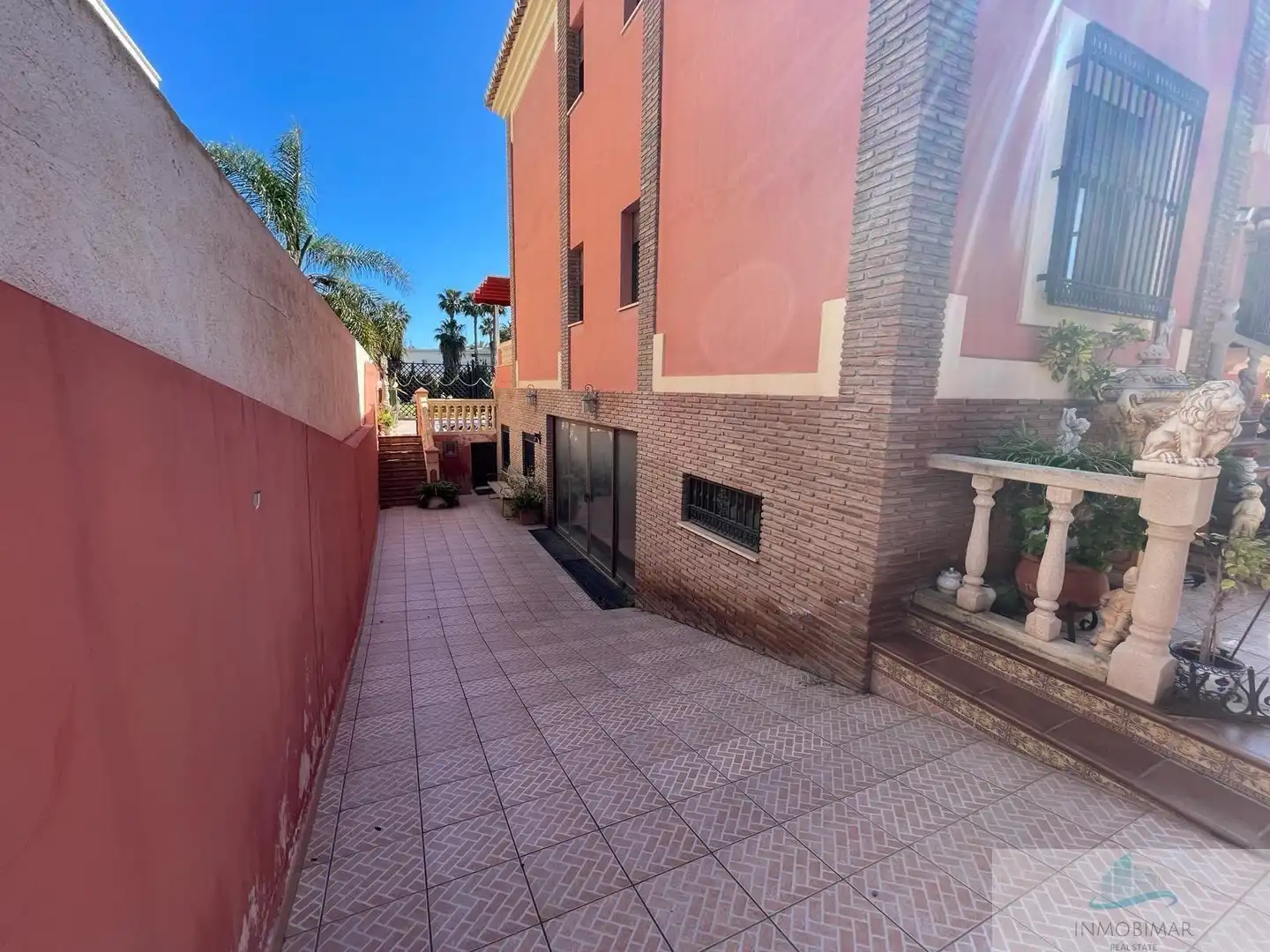 Detached house with pool for sale in Playa de Granada, imagen 55