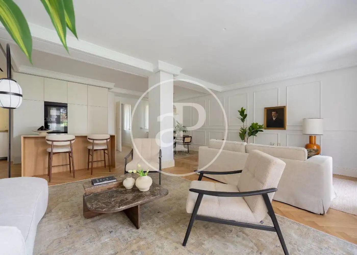 Living room of Flat for sale in Madrid  with Air Conditioner, Heating and Storage room