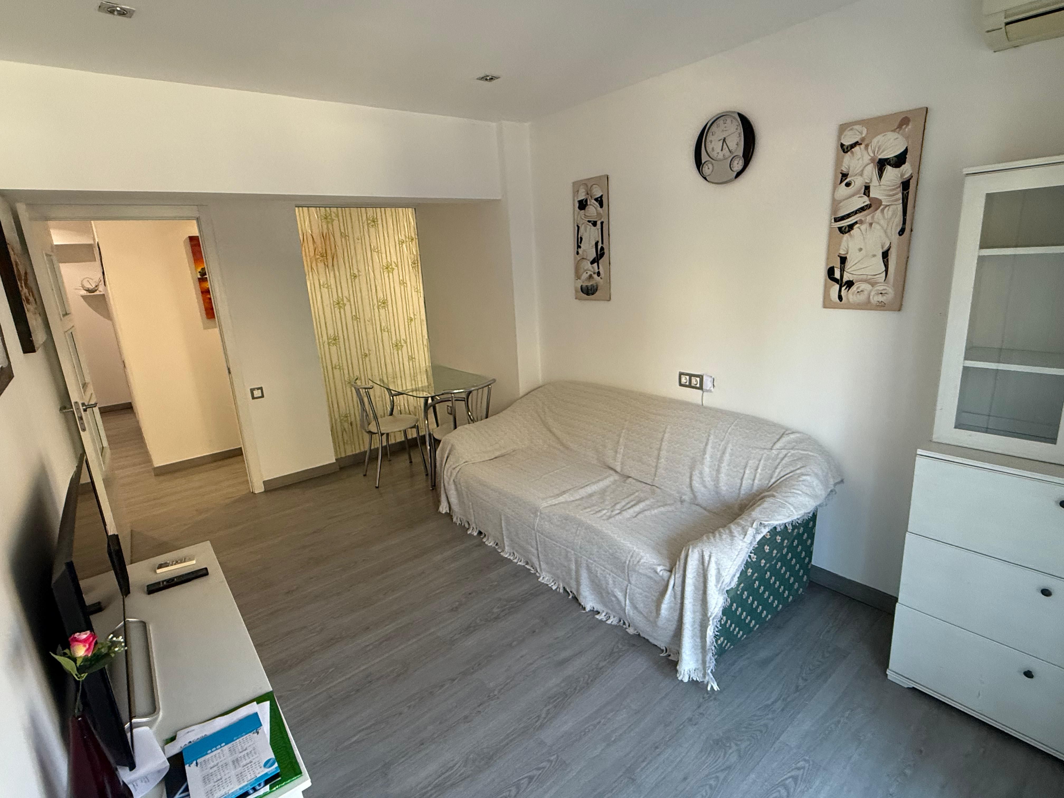 Sala d'estar de Pis en venda en  Valencia Capital amb Calefacció i Balcó