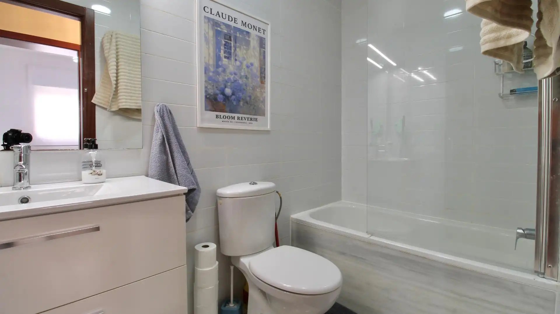 Baño de Ático en venta en Roquetas de Mar con Calefacción, Terraza y Amueblado