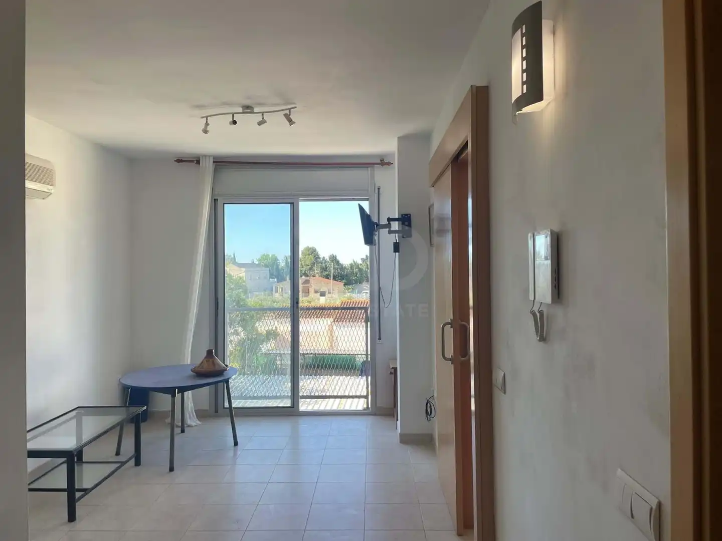 Flat for sale in Deltebre  with Air Conditioner