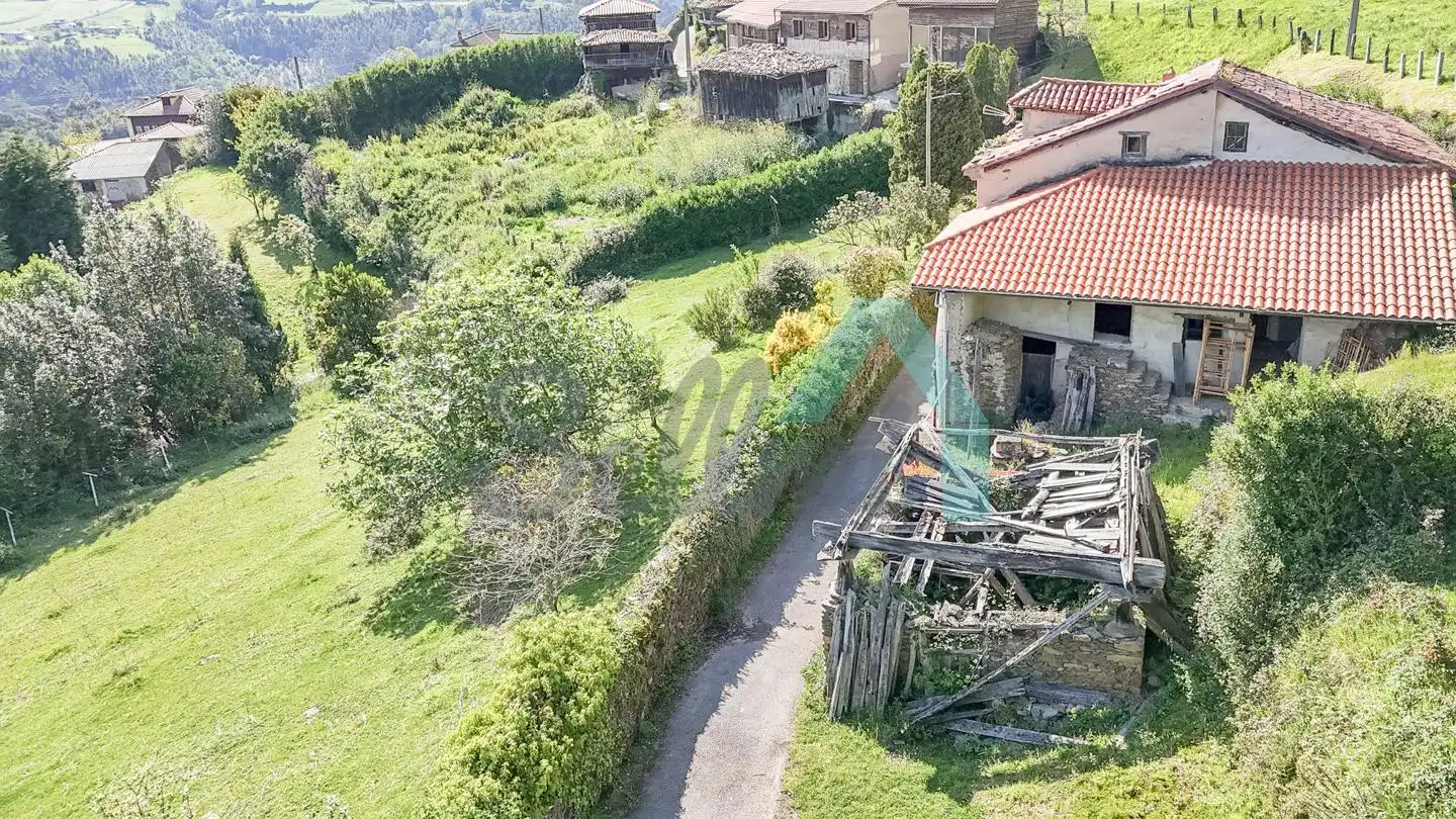 Casa o xalet en venda en Cudillero amb Jardí privat, Parquet i Terrassa