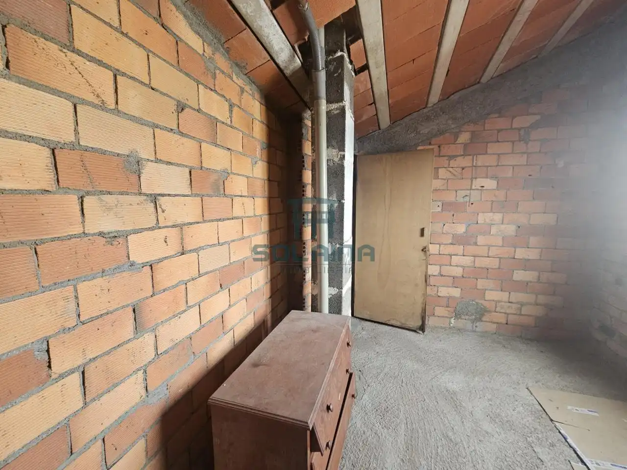 Wohnung zur Miete in Ourense Capital  mit Heizung, Parkett und Abstellraum
