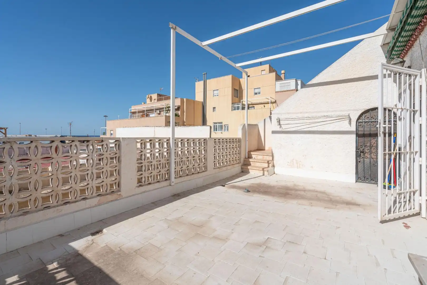 Terrace of Houses for sale in Almería  with Terrace, Storage room and Balcony