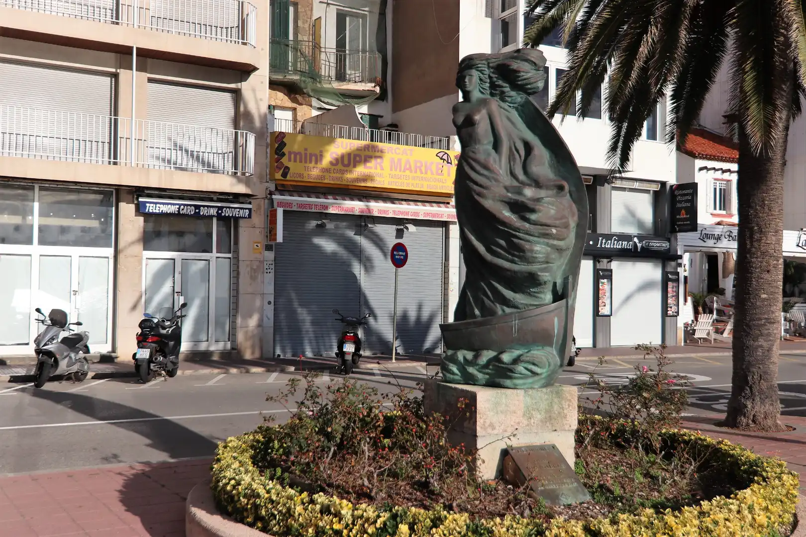 Casa adosada en venda a Mas Baell - Can Carbó