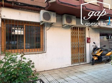 Local comercial de lloguer a San Cosme