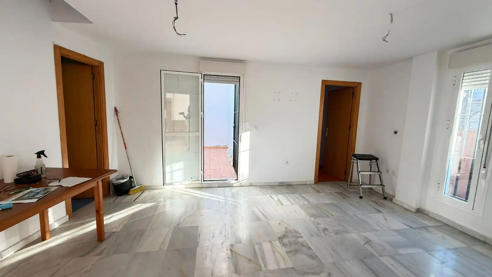Sala d'estar de Casa adosada en venda en Algeciras