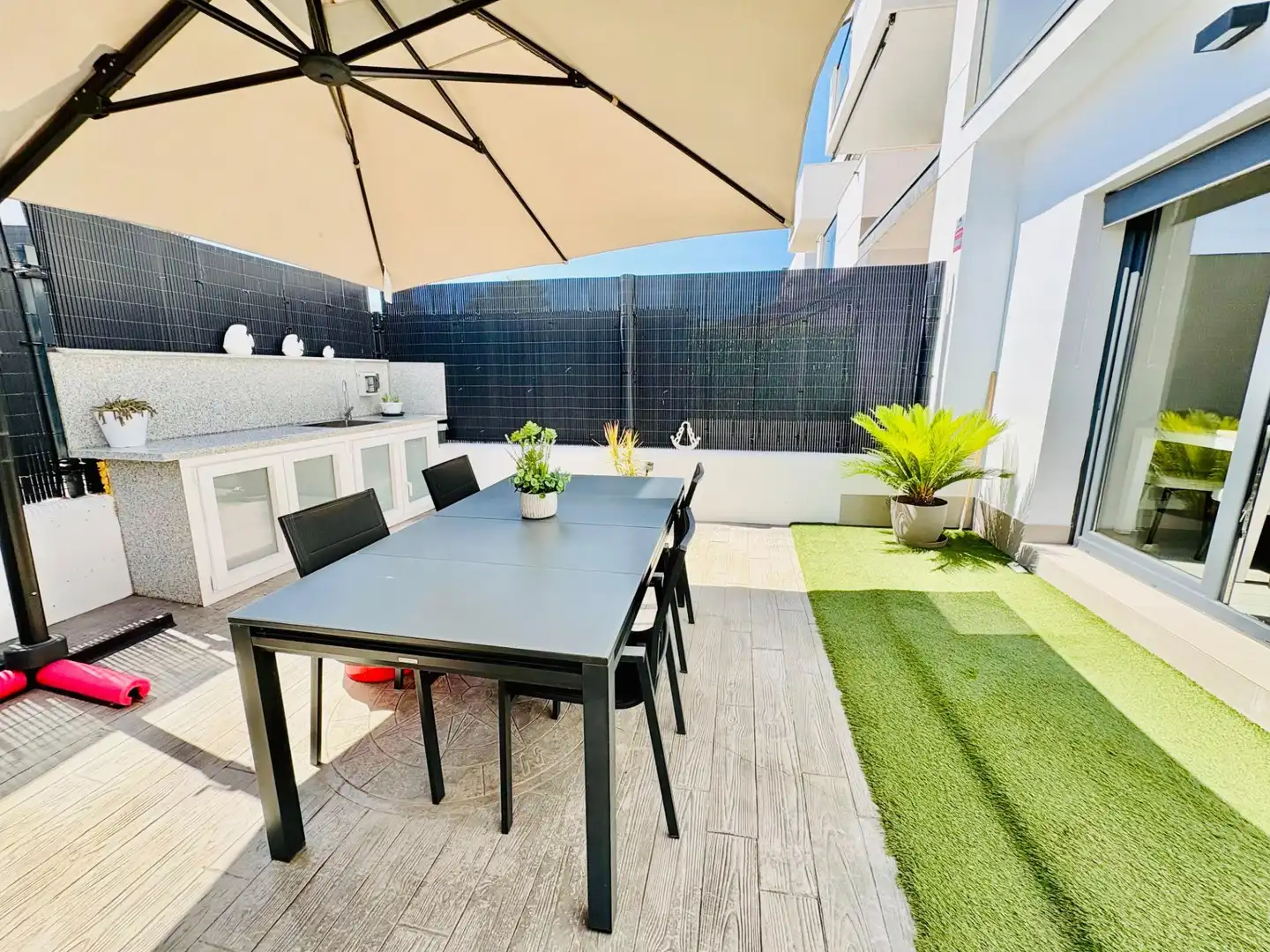 Terraza de Planta baja de alquiler en Vélez-Málaga con Aire acondicionado, Calefacción y Jardín privado