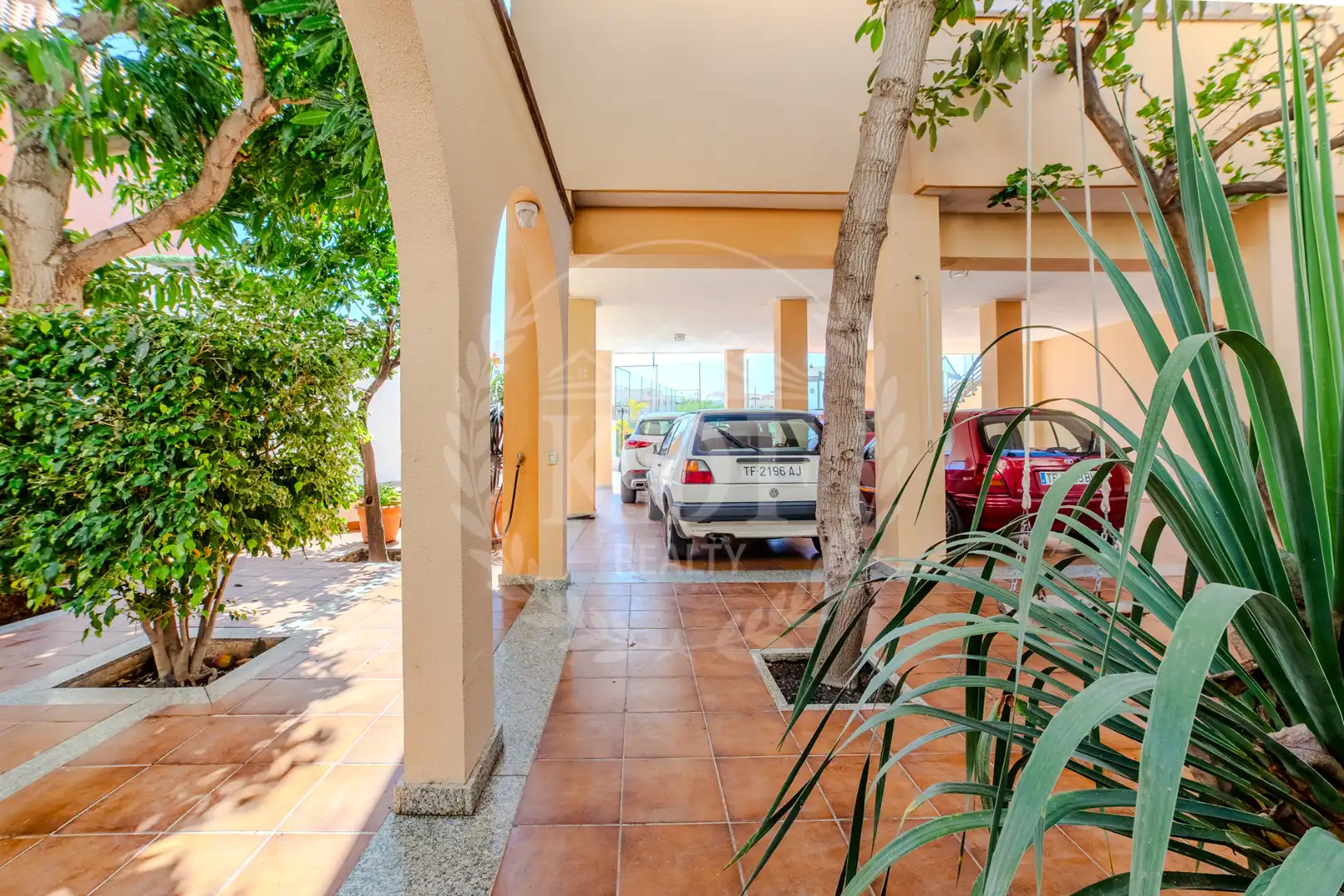 Vista exterior de Casa o xalet en venda en Santa Cruz de Tenerife amb Aire condicionat, Calefacció i Jardí privat