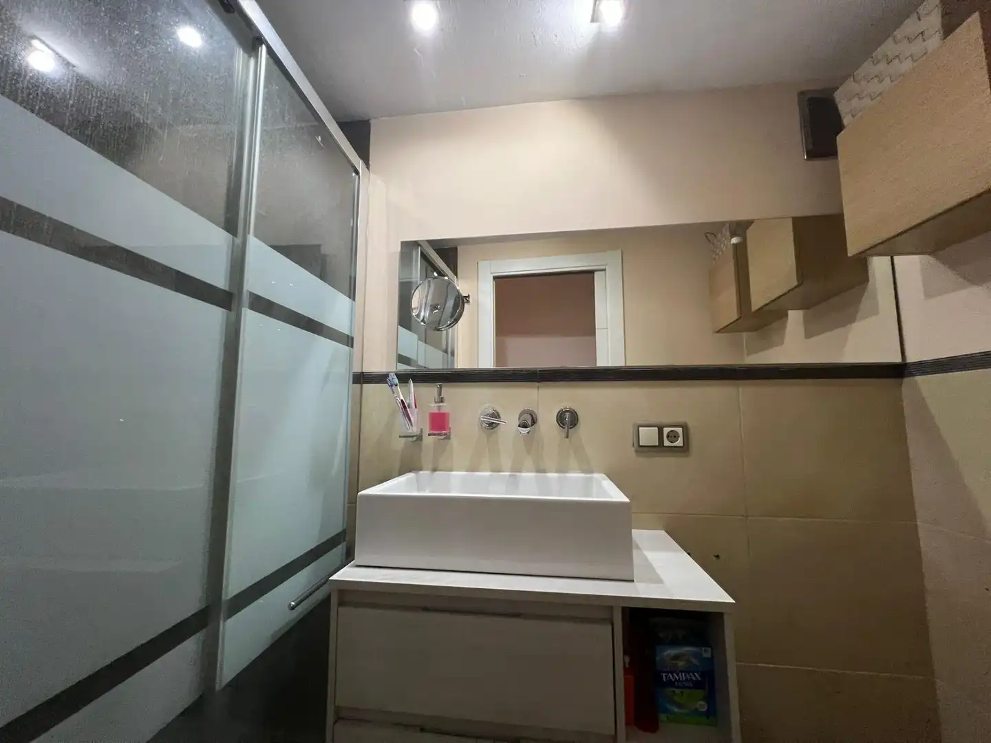 Baño de Piso en venta en Ontinyent con Parquet, Trastero y Amueblado