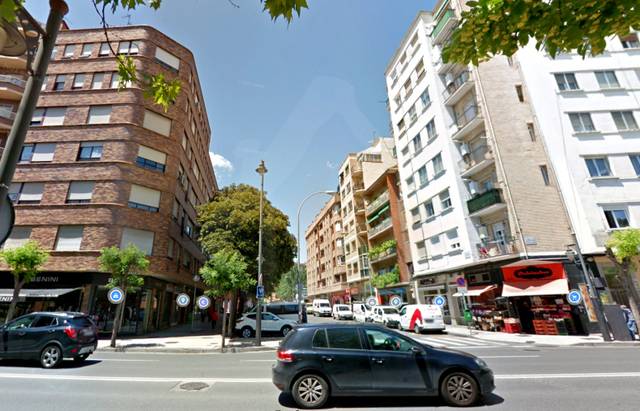 Local comercial en Venta en Juzgados