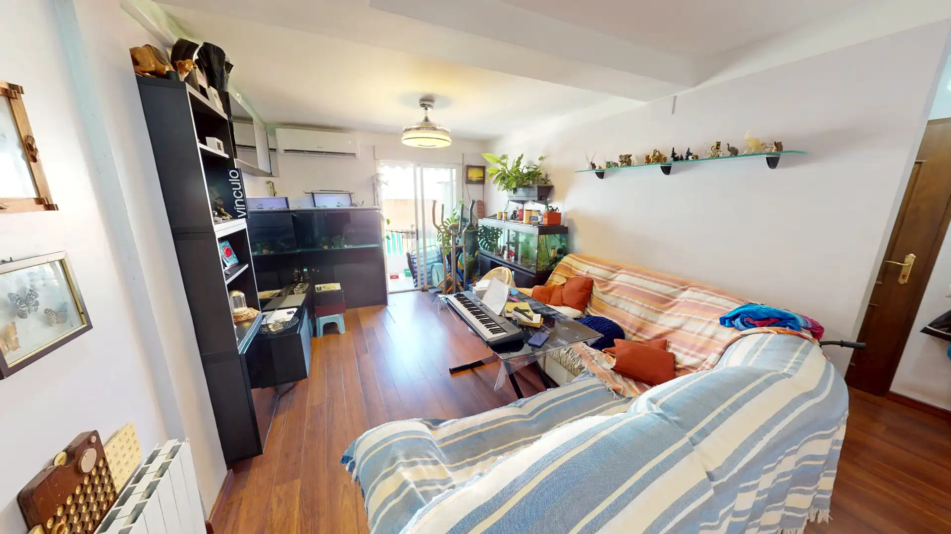 Wohnzimmer von Wohnung zum Verkauf in Alicante / Alacant mit Klimaanlage, Heizung und Parkett