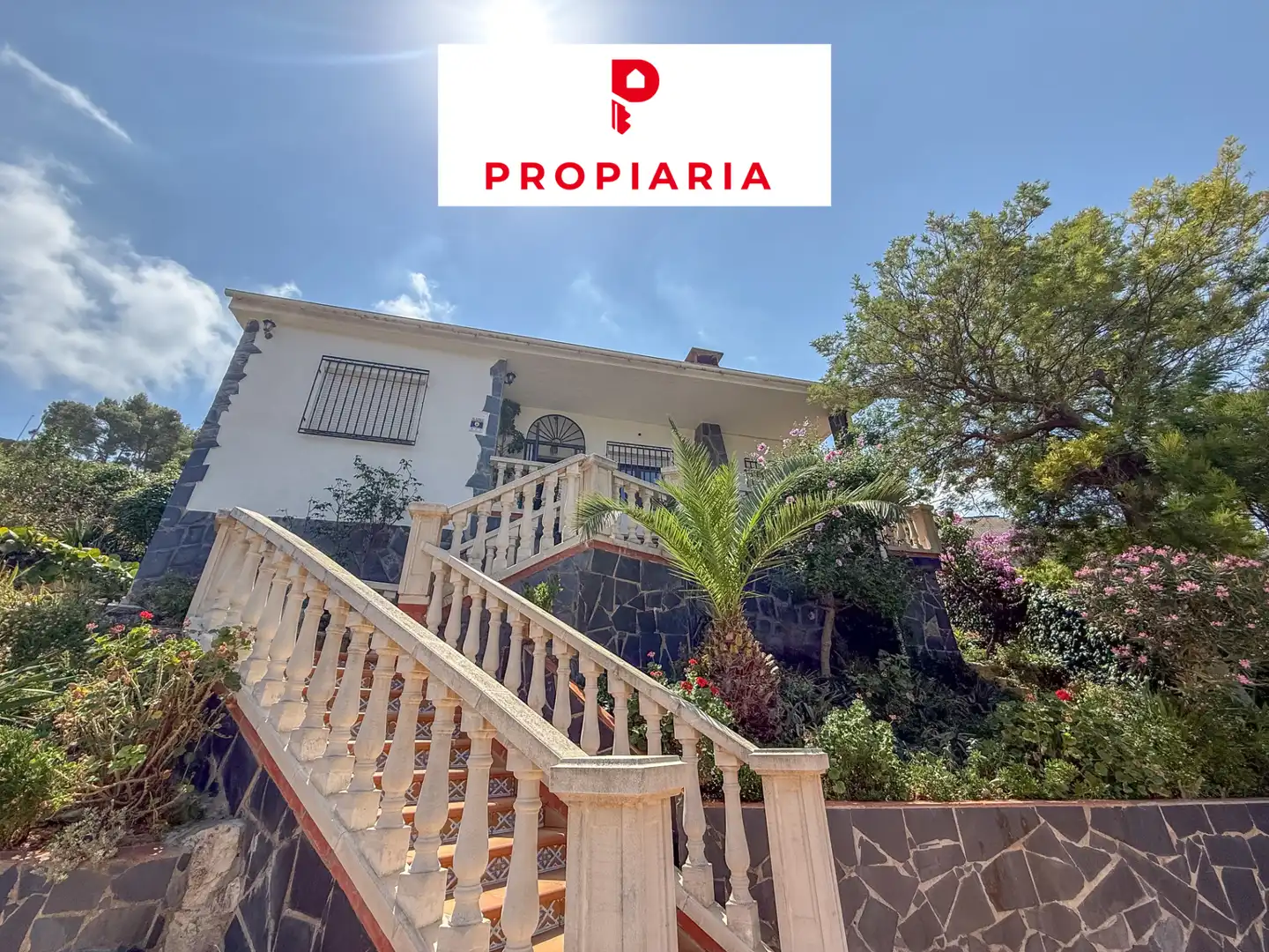 Vista exterior de Casa o chalet en venta en Vallirana con Calefacción, Jardín privado y Terraza