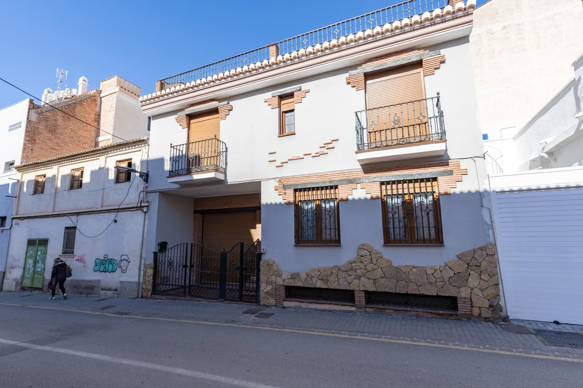 Vista exterior de Casa o chalet en venta en Maracena con Aire acondicionado, Parquet y Terraza