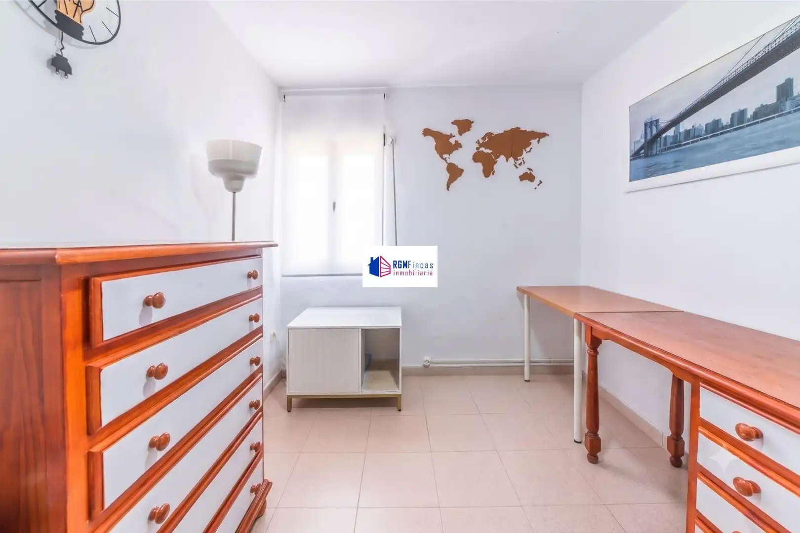 Bedroom of Flat for sale in Sevilla  with Air Conditioner and Storage room