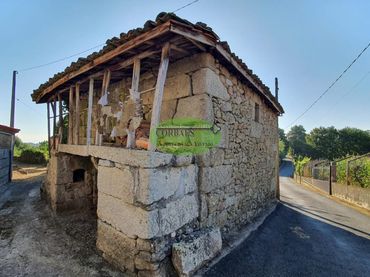 Casa amb jardí en venda a San Cibrao das Viñas