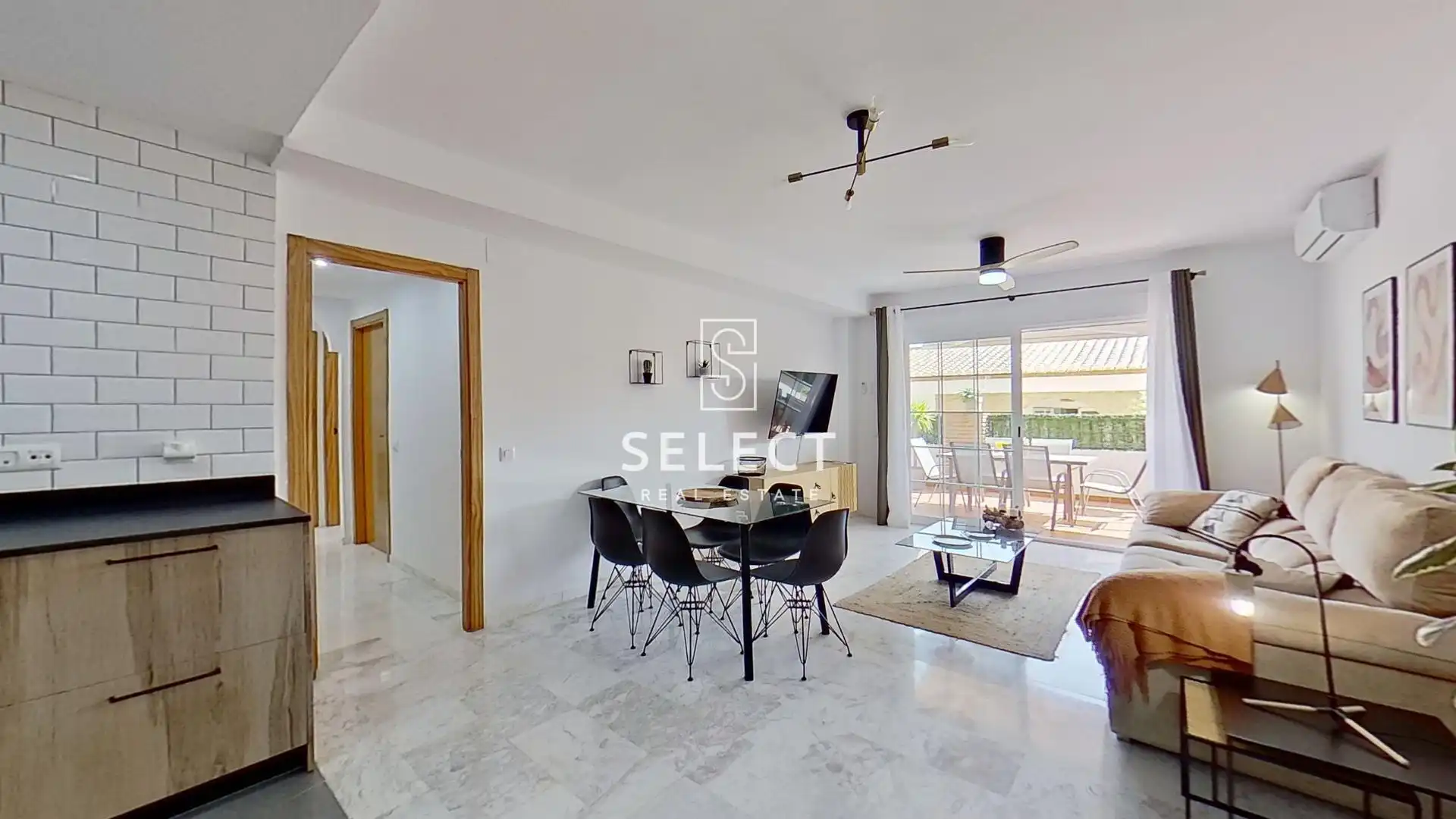 Vista exterior de Apartamento en venta en Almuñécar con Aire acondicionado, Calefacción y Jardín privado