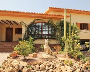 Jardí de Casa o xalet en venda en Alicante / Alacant amb Aire condicionat, Terrassa i Piscina