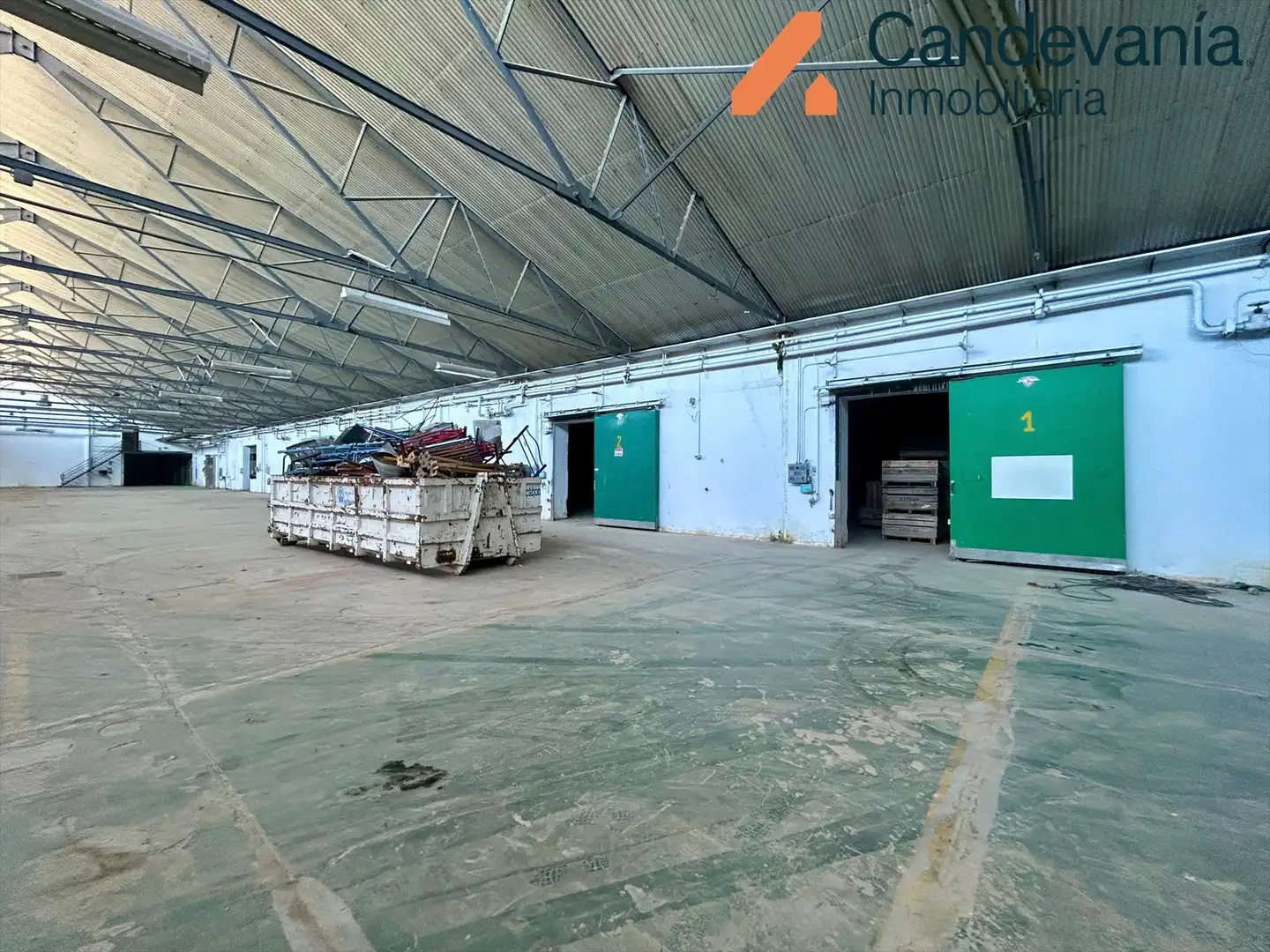 Nave industrial en venta en Zuera