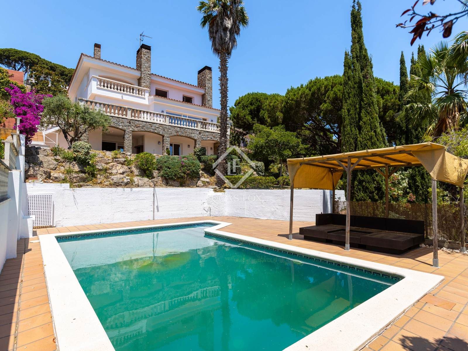 Garden of House or chalet for sale in Premià de Dalt  with Air Conditioner, Heating and Private garden