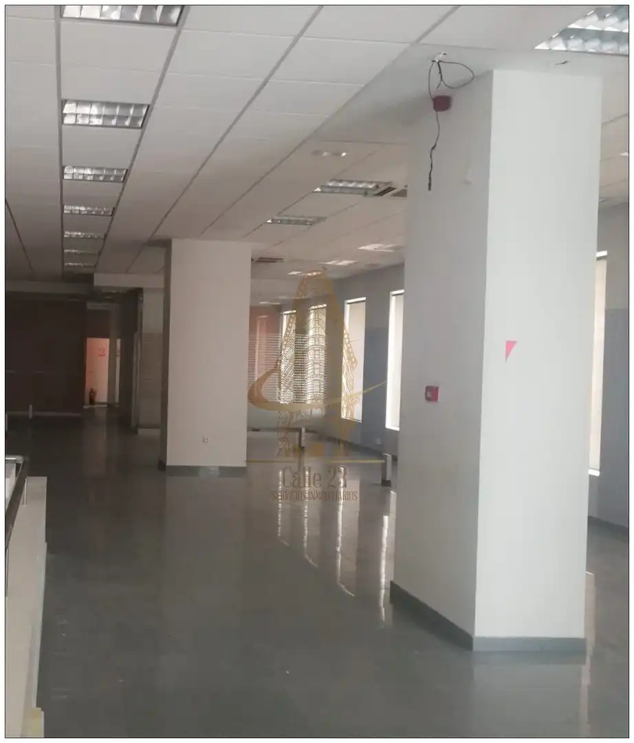 Local comercial en alquiler en Centro, imagen 3