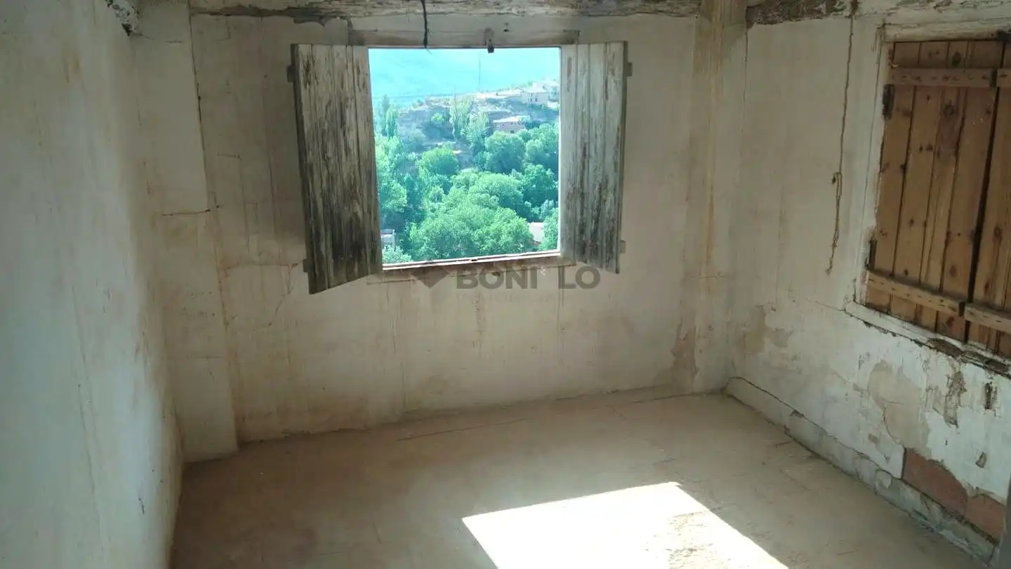 Terrassa de Casa adosada en venda en Ademuz amb Balcó