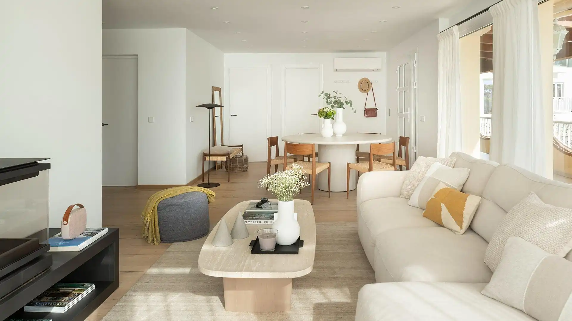 Living room of Apartments for sale in Calvià  with Air Conditioner, Heating and Terrace