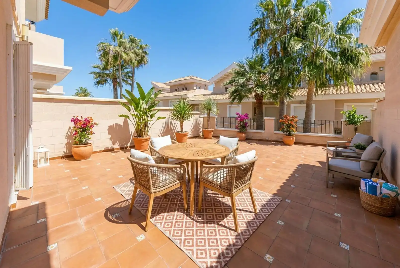 Maison mitoyenne avec piscine à vendre à La Duquesa, imagen 2
