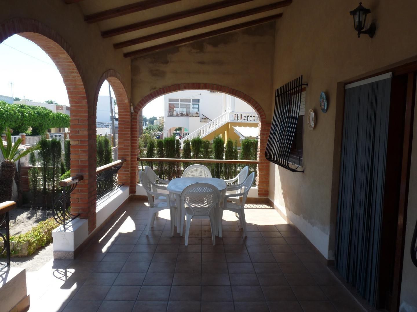 Terrace of House or chalet to rent in Oliva  with Air Conditioner, Private garden and Terrace
