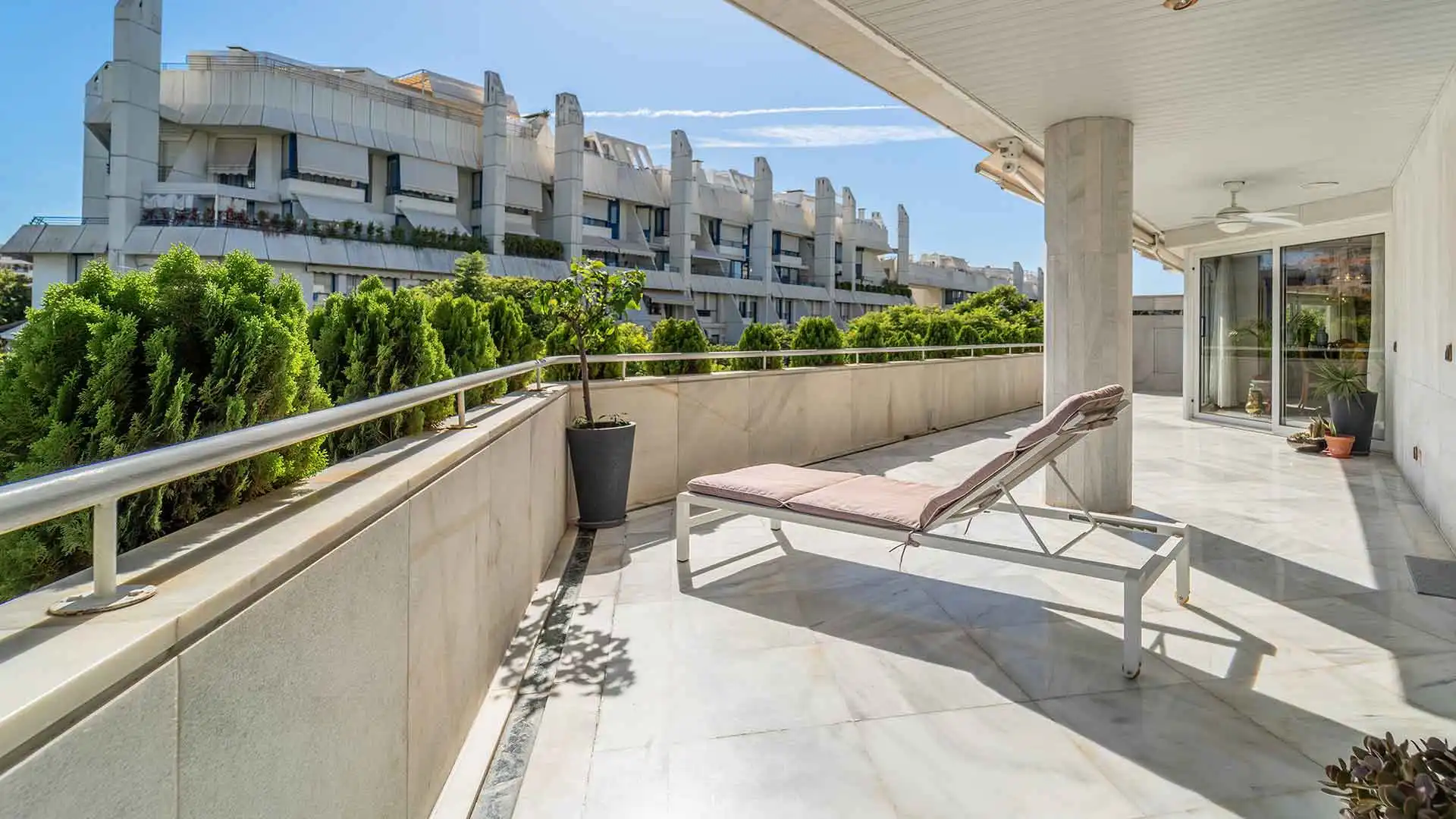Terraza de Apartamento en venta en Marbella con Aire acondicionado, Terraza y Trastero