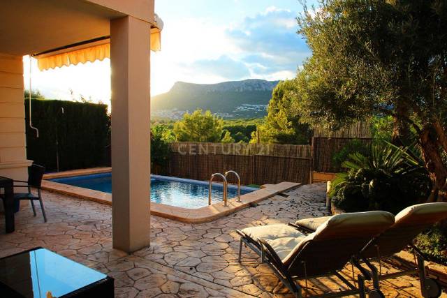 Casa-chalet en Alquiler en Casanova, 1 en Marisol Park - Ortembach - Los Almendros