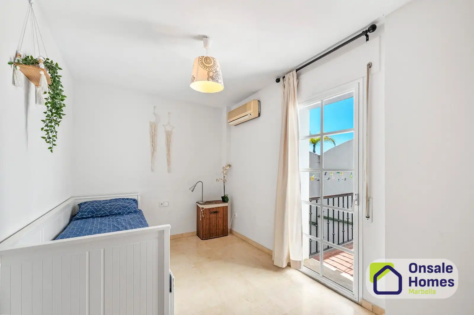 Dormitori de Casa adosada en venda en Marbella Centro