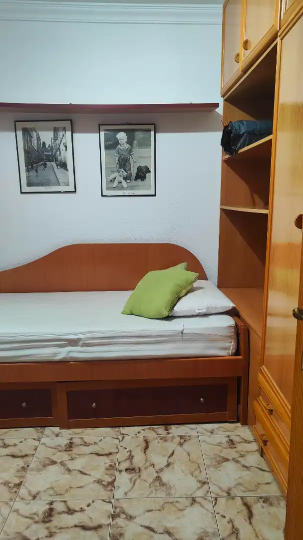Schlafzimmer von Wohnung zum Verkauf in Ceuta mit Möbliert