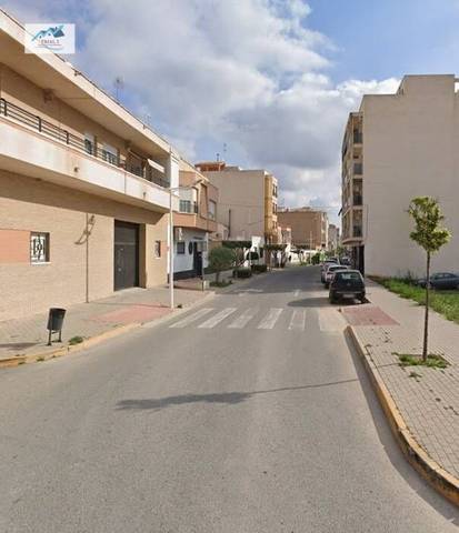 Local comercial en Venta en Calle de la Libertad en Albatera