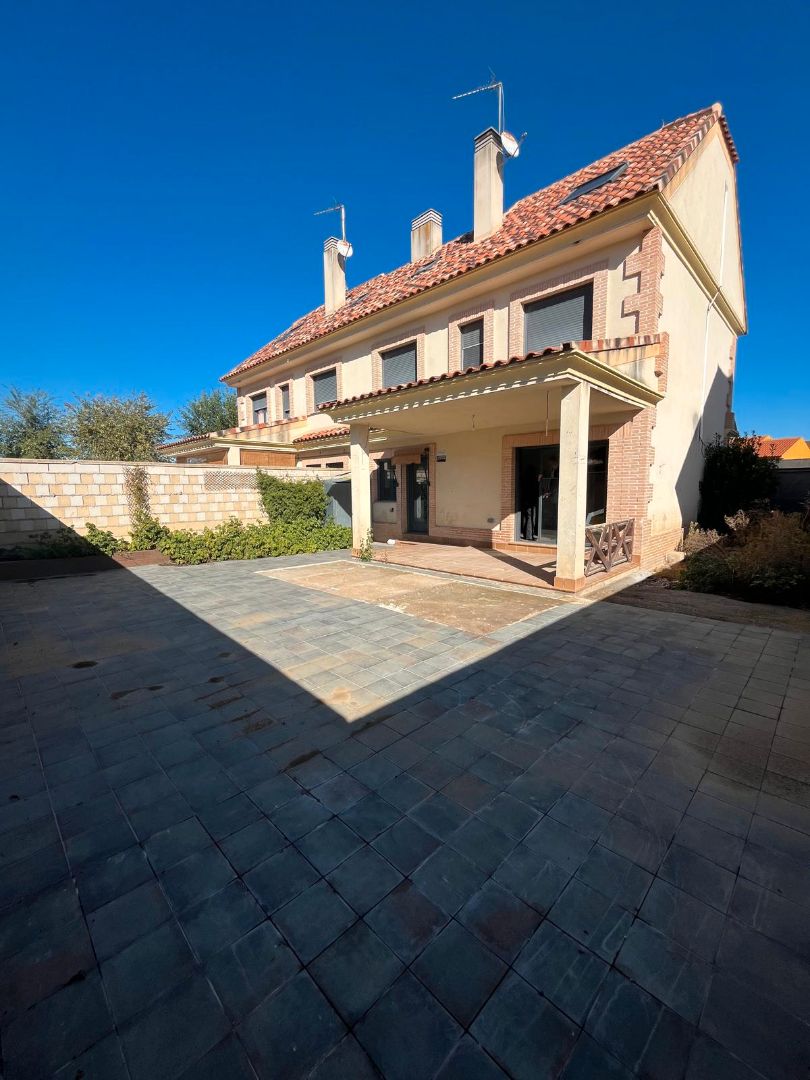 Terrassa de Casa adosada en venda en Magán amb Jardí privat, Terrassa i Traster