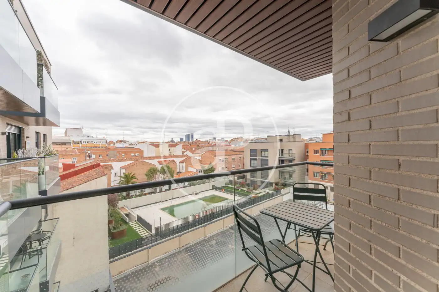 Terrasse von Wohnung zur Miete in Madrid mit Klimaanlage, Heizung und Privatgarten